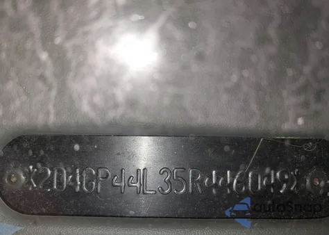 2005 Dodge Grand Caravan Sxt из США, поврежденный, VIN 2D4GP44L35R446049